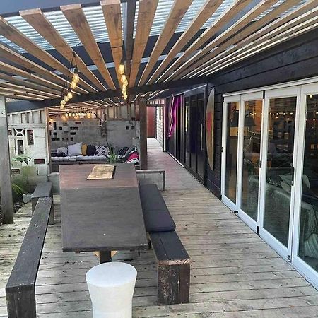 Electric Waihi Beach House - Family & Dog Friendly, Close To Beach, Pool Table, Outdoor Fire Room, Skate Ramp Bowentown Extérieur photo